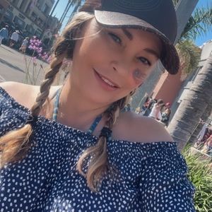 Meet your Posher, Braulia